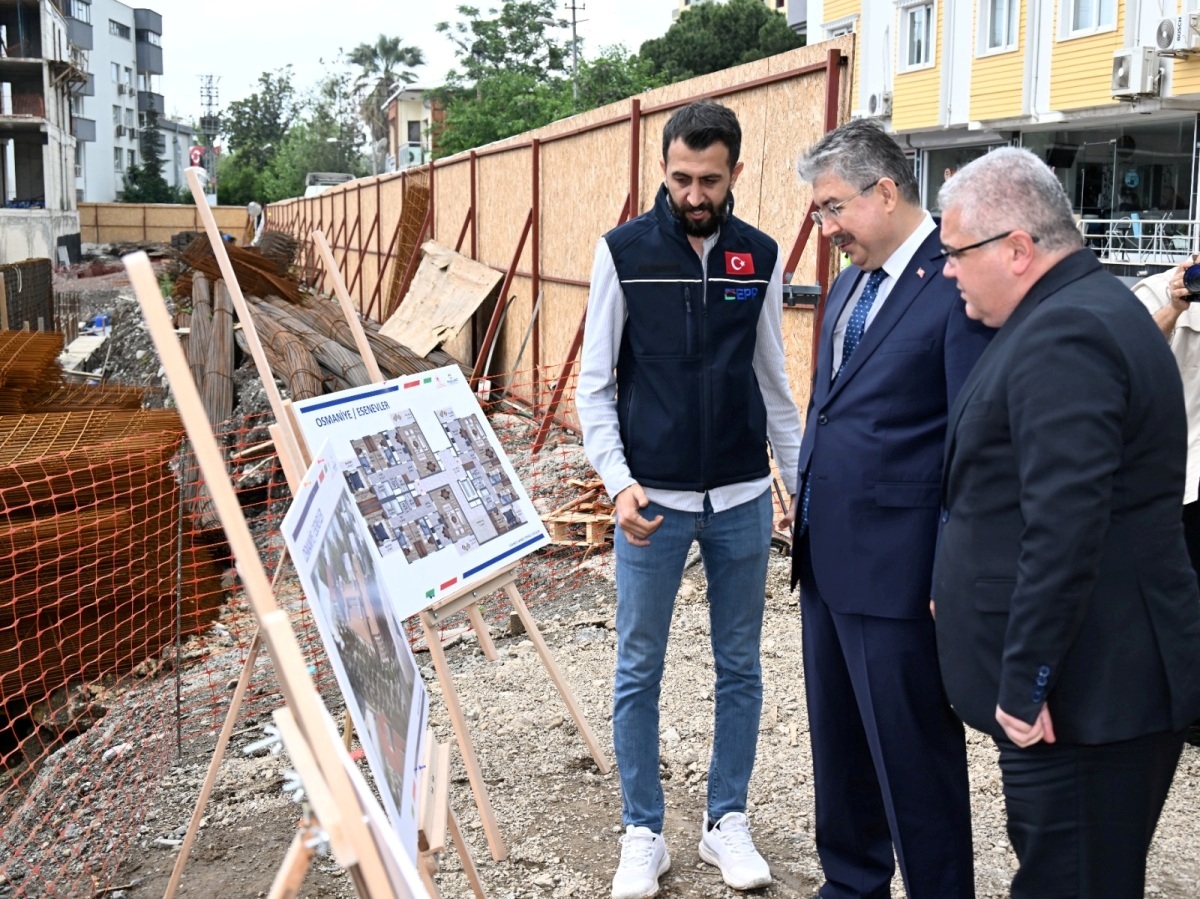 Vali Yılmaz, Esenevler Rezerv Yapı Alanında Yapımı Devam Eden 79 İşyeri ve 45 Konutun İnşaatında İncelemelerde Bulundu